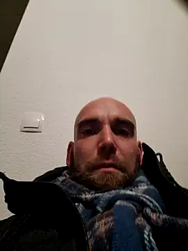 Smokeym123 online show from February 21, 2026, 7:05 pm