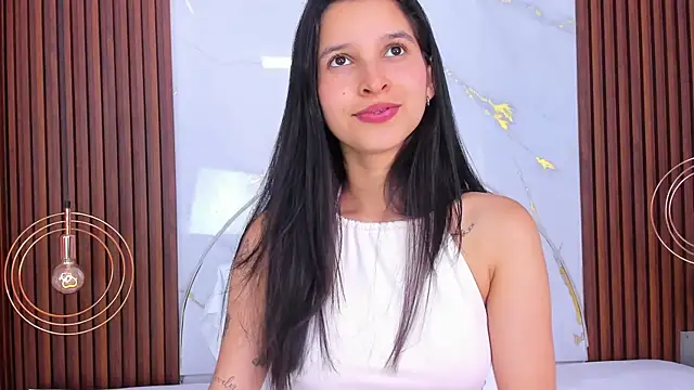 Snapshot of lucianasmith_ chatting on May 29, 2026, 8:04 pm lucianasmith online show from May 29, 2026, 8:04 pm