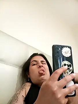 Seet Hanna online show from April 15, 2026, 9:04 pm