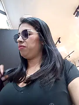 Nathaly 12 online show from January 7, 2026, 6:35 pm