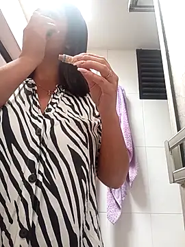 Nathaly 12 online show from February 15, 2026, 6:07 pm