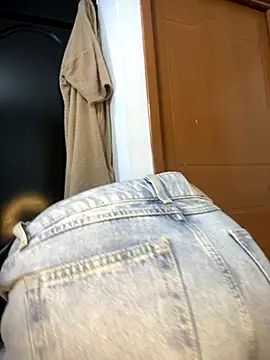 Snapshot of VictoriaGerard_Pink chatting on October 23, 2025, 2:32 am VictoriaGerard Pink online show from October 23, 2025, 2:32 am