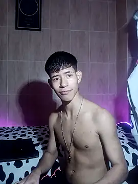 dareck 18 online show from February 24, 2026, 10:54 pm