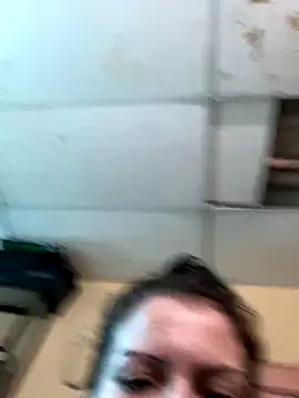 Snapshot of val_zx chatting on September 30, 2025, 4:13 pm val zx online show from September 30, 2025, 4:13 pm