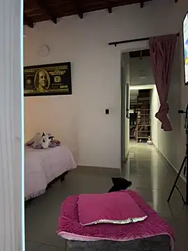 Snapshot of Paulet_Johnson chatting on January 18, 2026, 1:31 am Paulet Johnson online show from January 18, 2026, 1:31 am