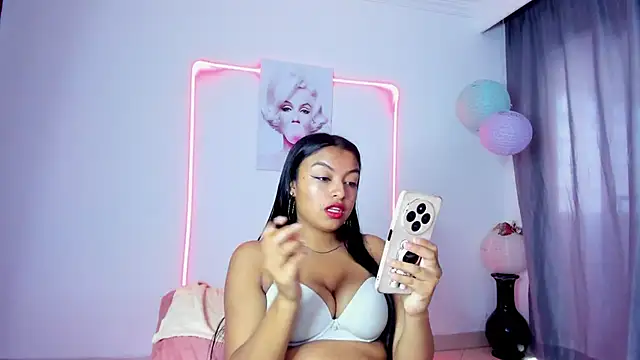 sweet cinamon online show from November 25, 2025, 2:39 pm