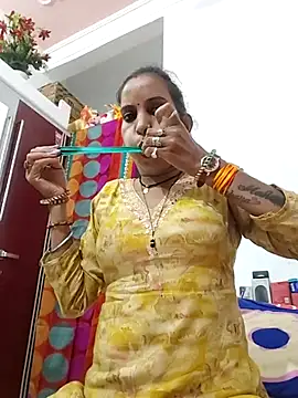 Snapshot of Hotty-Nidhi chatting on November 1, 2025, 1:38 pm Hotty-Nidhi online show from November 1, 2025, 1:38 pm