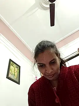Snapshot of Hotty-Nidhi chatting on November 28, 2025, 5:18 am Hotty-Nidhi online show from November 28, 2025, 5:18 am