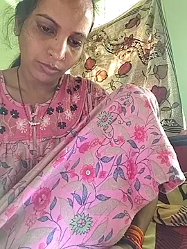 Snapshot of Hotty-Nidhi chatting on November 5, 2025, 2:36 am Hotty-Nidhi online show from November 5, 2025, 2:36 am