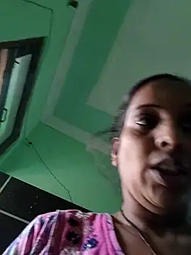 Snapshot of Hotty-Nidhi chatting on November 11, 2025, 3:34 am Hotty-Nidhi online show from November 11, 2025, 3:34 am