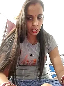 Snapshot of Hotty-Nidhi chatting on April 9, 2026, 6:25 pm Hotty-Nidhi online show from April 9, 2026, 6:25 pm