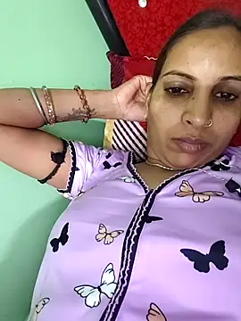 Snapshot of Hotty-Nidhi chatting on March 5, 2026, 5:09 pm Hotty-Nidhi online show from March 5, 2026, 5:09 pm