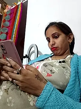 Snapshot of Hotty-Nidhi chatting on February 9, 2026, 3:32 pm Hotty-Nidhi online show from February 9, 2026, 3:32 pm