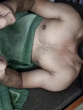 Snapshot of HARSHHU01 chatting on December 5, 2025, 5:00 pm HARSHHU01 online show from December 5, 2025, 5:00 pm