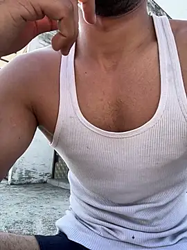 Snapshot of HARSHHU01 chatting on March 9, 2025, 4:38 am HARSHHU01 online show from March 9, 2025, 4:38 am