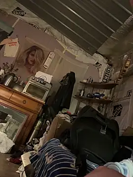 alickandstick online show from April 8, 2026, 7:15 pm