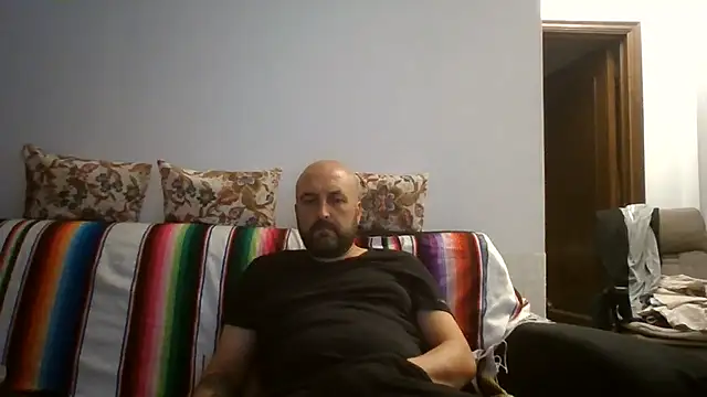 maxxxio12 online show from July 23, 2026, 8:27 pm