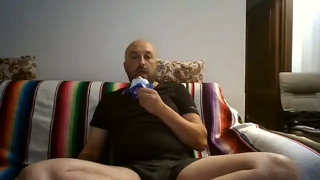 maxxxio12 online show from July 26, 2026, 9:11 pm