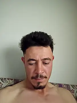 Thunderbolt121 online show from December 4, 2025, 1:32 pm