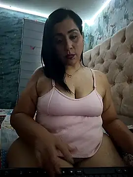 L ucero online show from September 12, 2025, 7:24 pm