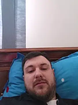 Snapshot of hugedickedd chatting on February 19, 2026, 8:22 am hugedickedd online show from February 19, 2026, 8:22 am