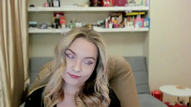 Snapshot of Kara_Smith_ chatting on February 21, 2026, 12:23 am Kara Smith online show from February 21, 2026, 12:23 am