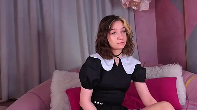 Gia Riccardo online show from January 10, 2026, 11:27 am