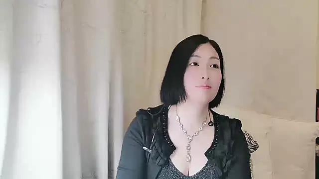 Rachel-6600 online show from April 19, 2026, 2:29 pm
