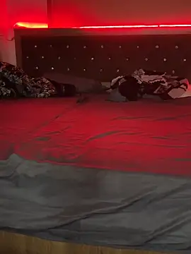 nightlife  12 online show from November 11, 2025, 5:52 pm