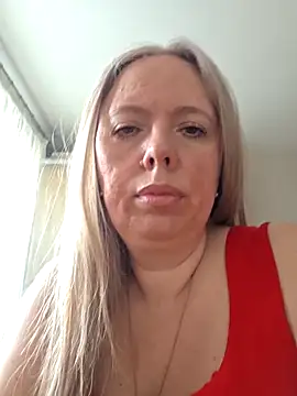 Snapshot of Irina3718 chatting on March 17, 2026, 10:29 am Irina3718 online show from March 17, 2026, 10:29 am