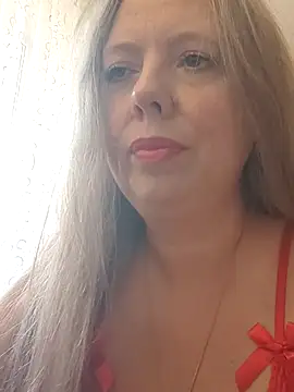 Snapshot of Irina3718 chatting on September 15, 2025, 10:37 am Irina3718 online show from September 15, 2025, 10:37 am