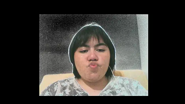 IrisMitchell  online show from March 21, 2025, 5:43 am