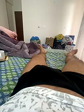 Snapshot of atty131208 chatting on October 29, 2025, 4:33 am atty131208 online show from October 29, 2025, 4:33 am