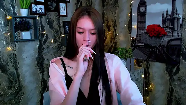 LanaTey online show from March 18, 2026, 9:26 pm