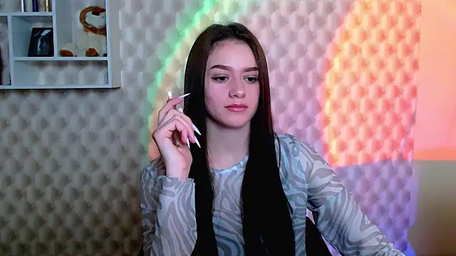 LanaTey online show from April 23, 2026, 12:40 pm