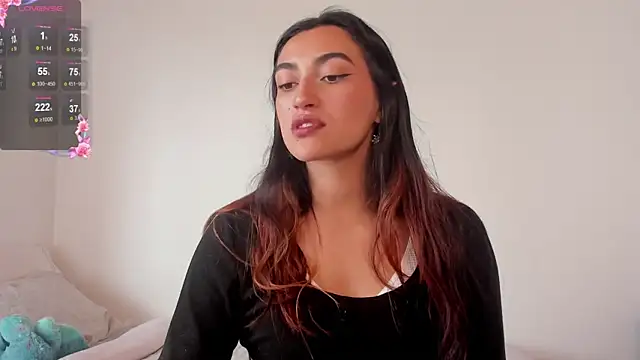 Gabee7  online show from October 21, 2025, 7:57 pm