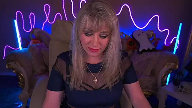 CandyLadyyy online show from November 1, 2025, 9:52 pm