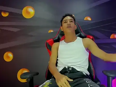 Roos new online show from March 12, 2025, 12:15 pm