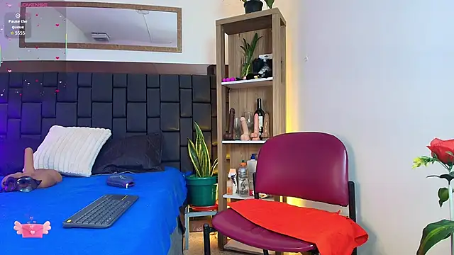 EllenaBoobs  online show from February 19, 2026, 3:14 am