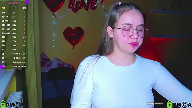 Lilysweet13 online show from February 26, 2026, 9:04 pm