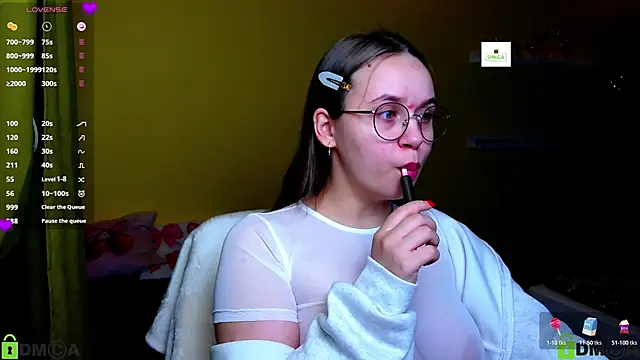 Lilysweet13 online show from January 13, 2026, 3:16 pm