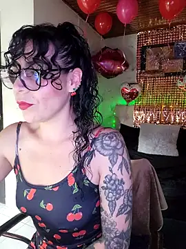 mia velvet1 online show from February 19, 2026, 3:53 pm