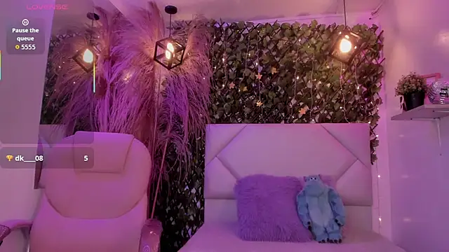 Snapshot of Abby_Piink chatting on January 18, 2026, 5:44 am Abby Piink online show from January 18, 2026, 5:44 am