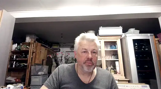 Berg Boy online show from March 13, 2025, 9:37 pm