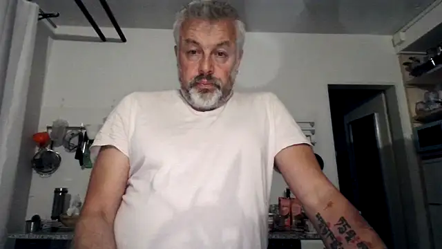 Berg Boy online show from October 18, 2025, 11:29 pm