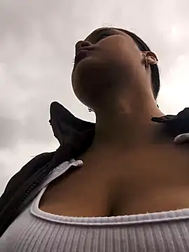 Snapshot of Kendal_blush chatting on March 20, 2025, 8:08 pm Kendal blush online show from March 20, 2025, 8:08 pm