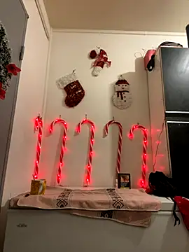 Hugo34bg online show from November 11, 2025, 3:23 am