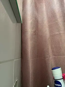 Hugo34bg online show from April 10, 2026, 4:52 am