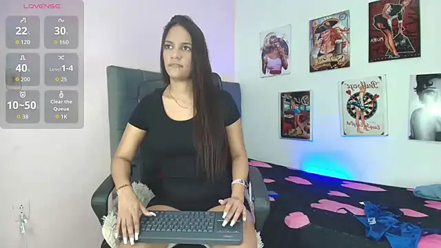 vicky bigboobs babe online show from June 21, 2026, 10:15 pm