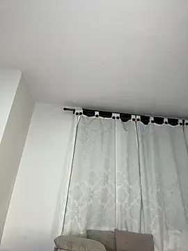 Ivelleee  online show from March 1, 2026, 4:45 am